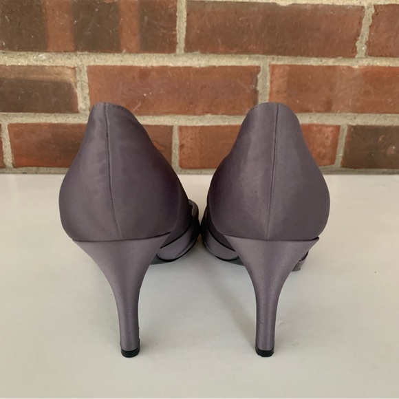 Nina Womens Dark Grey Satin Bow Peep Toe Slip On High Heel Pump Size US 7.5 M - Picture 8 of 9